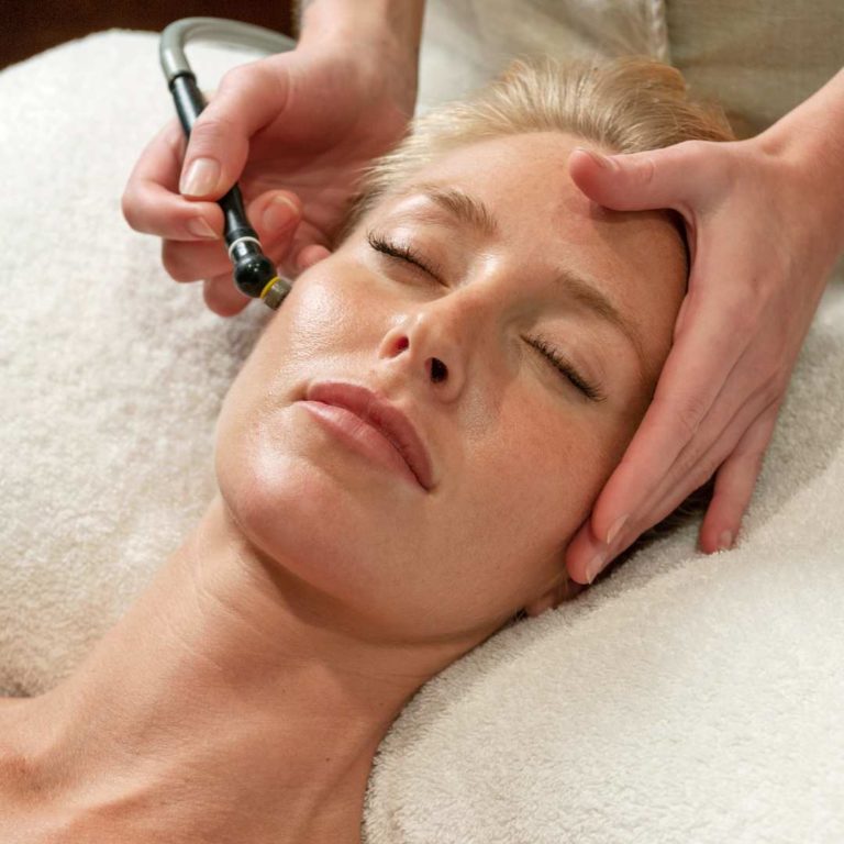 Hydro Microdermabrasion Facial